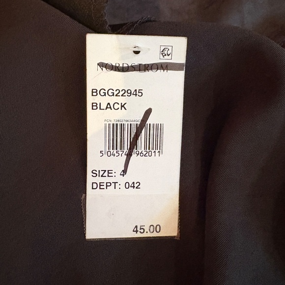 NWT Nasty Gal Satin Skirt High Low Black Size 4 Asymmetric - Picture 7 of 14